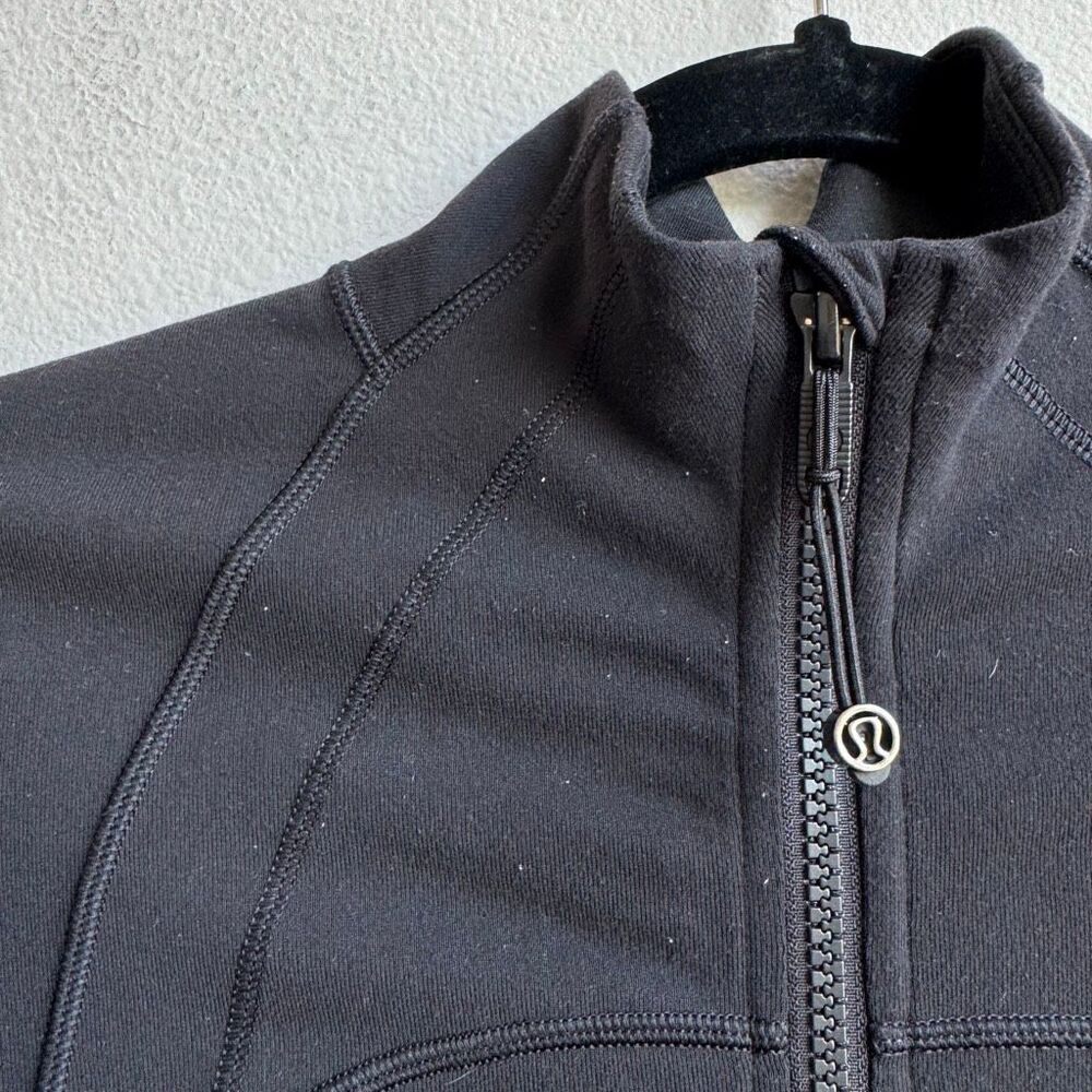LULULEMON Define Jacket Women Size 2 XS Black Zip up Longsleeves Luon - Picture 3 of 10